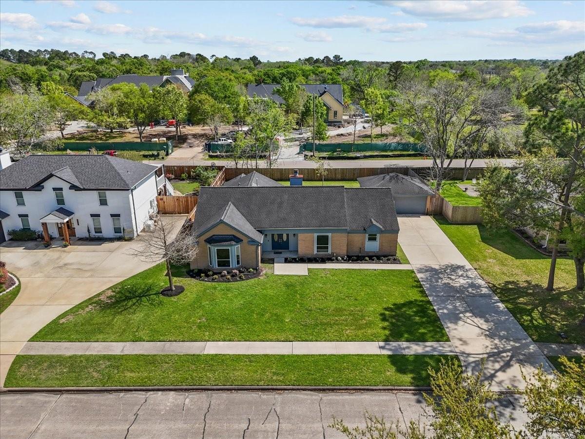 1508 Bayou Oak Drive