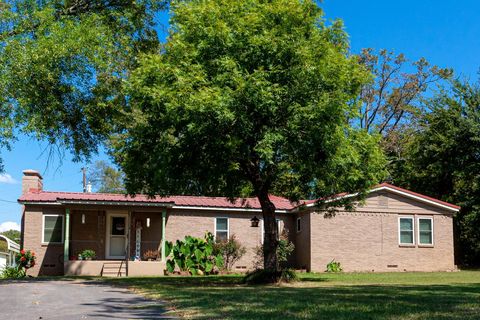 Photo of 7544 N Us Highway 69, Alba, TX 75410 (MLS # 80146286)