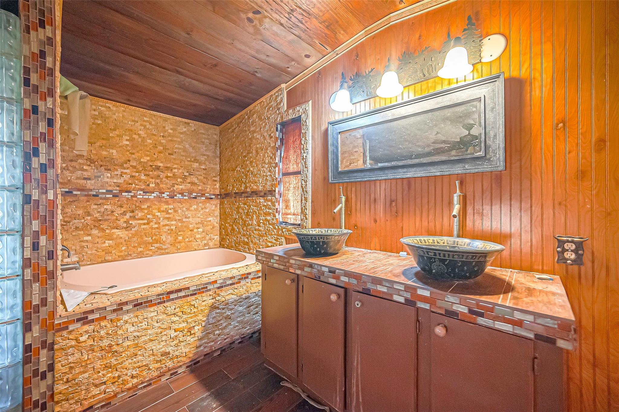 2830 County Road 290