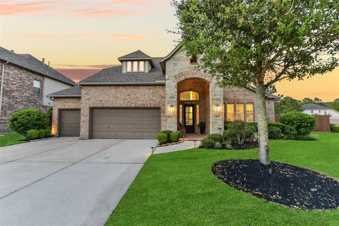 Photo of 16102 Cottage Timbers Court, Houston, TX 77044 (MLS # 40299344)