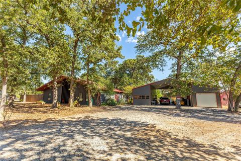 Photo of 7710 Highway 36 N, Bellville, TX 77418 (MLS # 68354023)