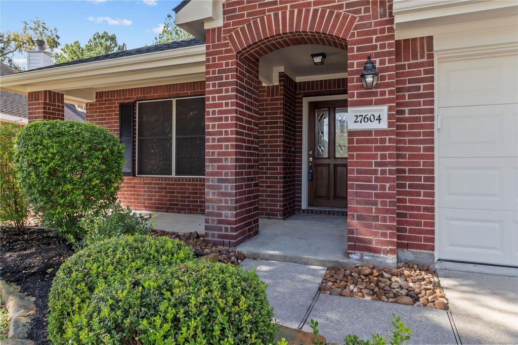 Photo of 27604 Fairhope Meadow Lane, Kingwood, TX 77339 (MLS # 10798027)