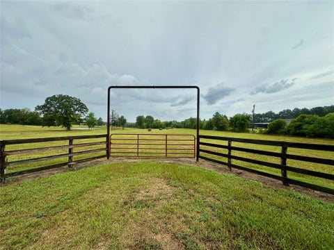 Photo of TBD Roy Webb Road Road, Huntsville, TX 77320 (MLS # 10616871)