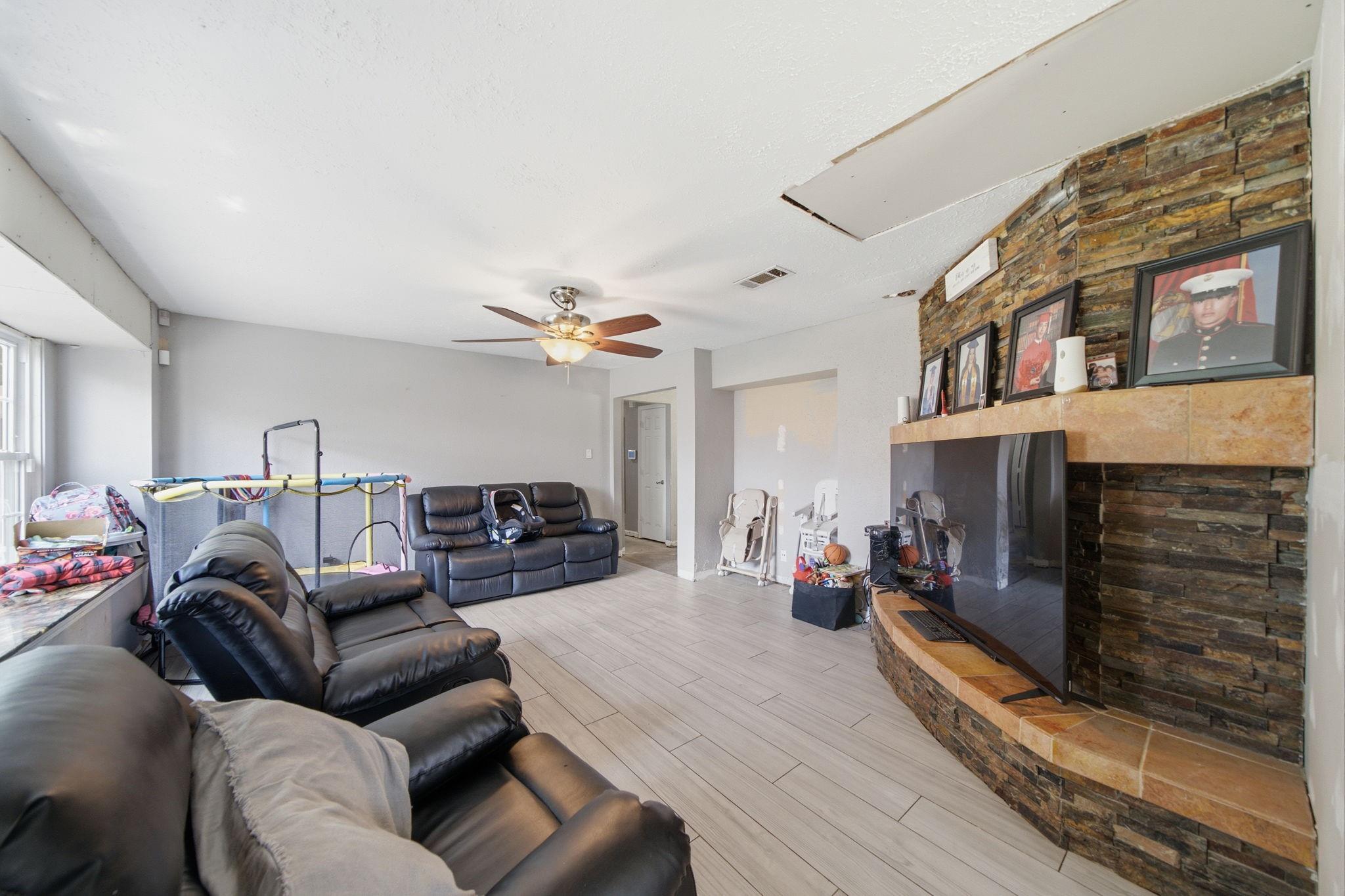 23526 Cimber Lane