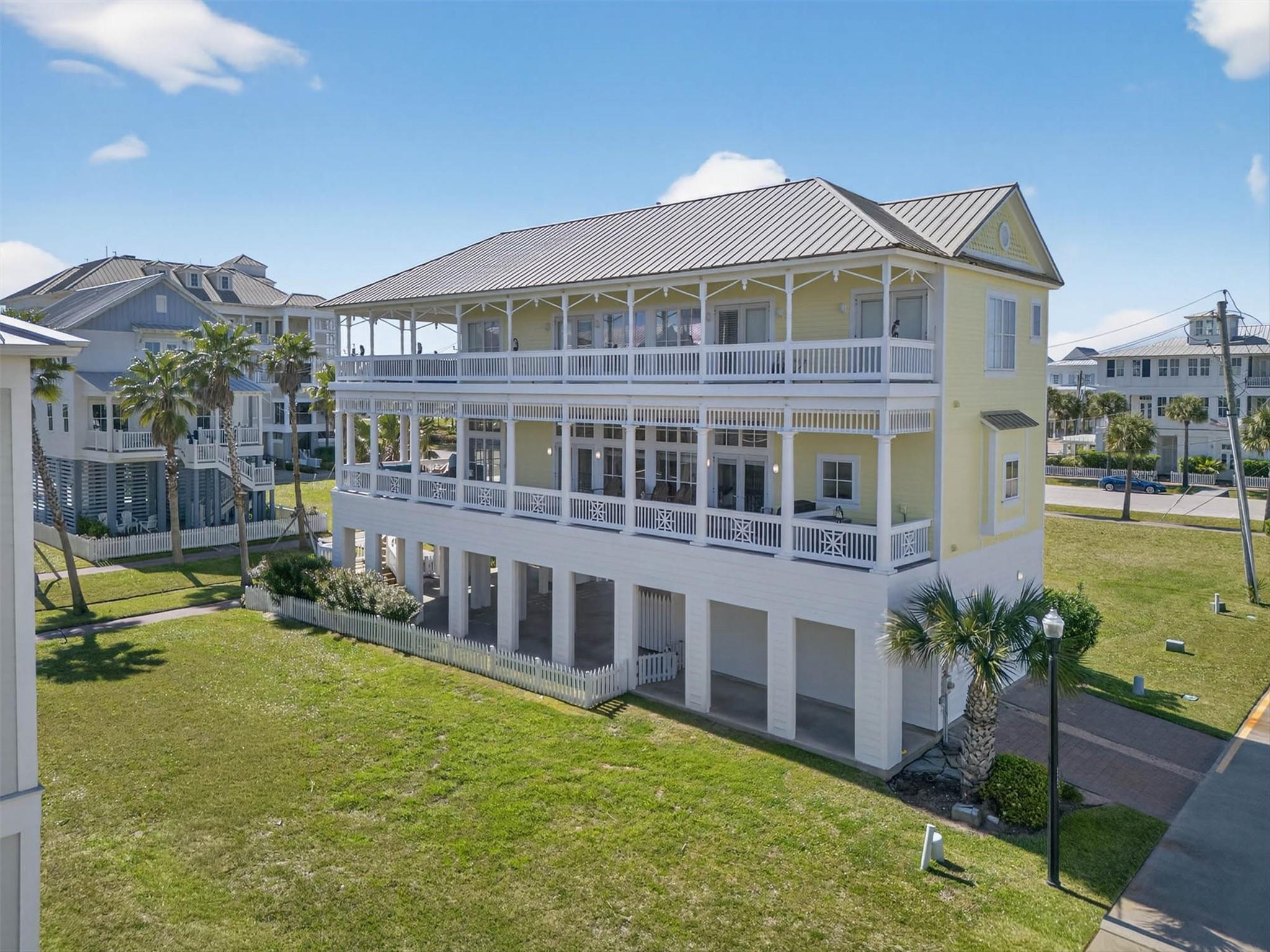 730 Beachtown Passage