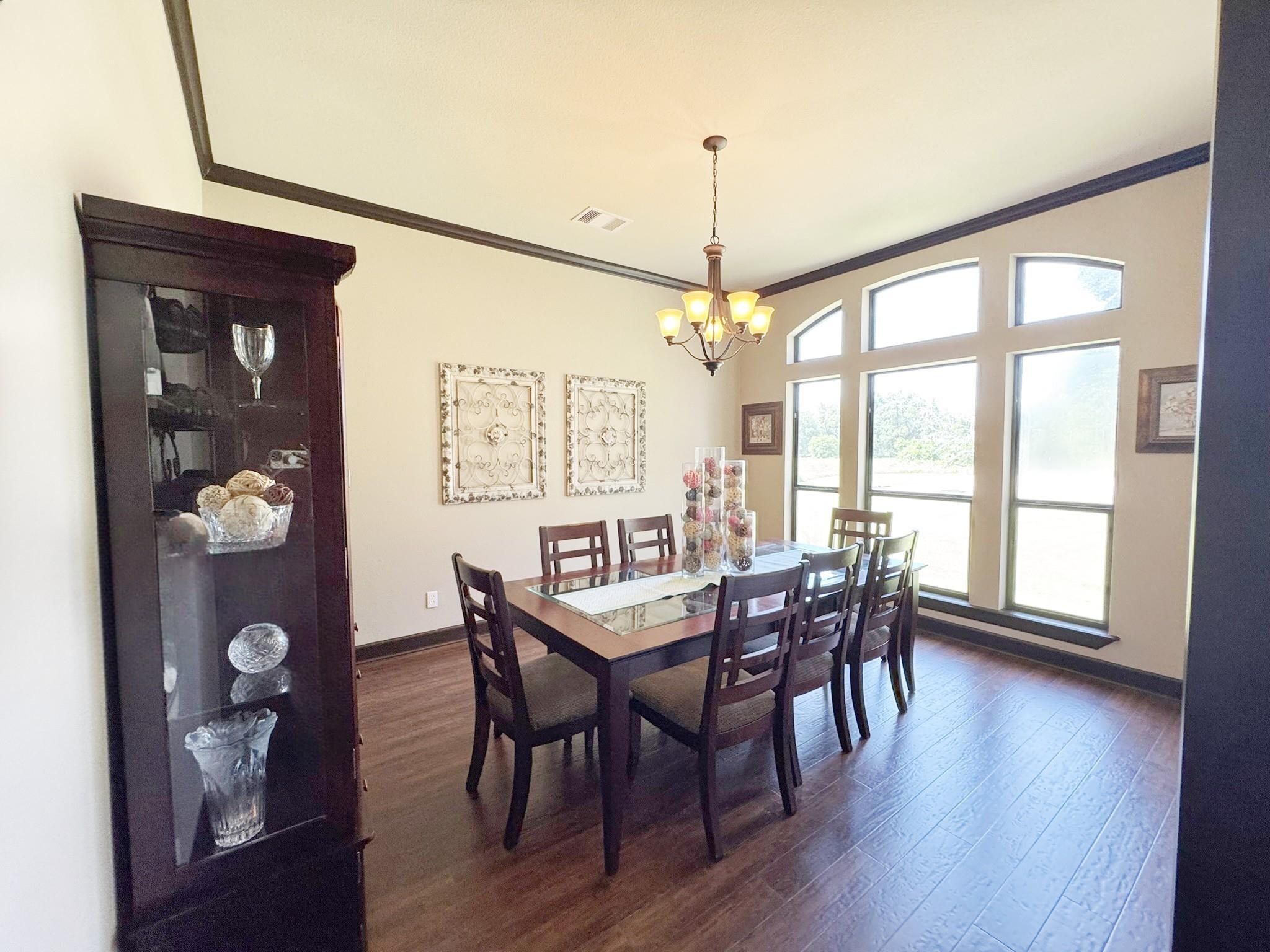 1043 Winchester Trail