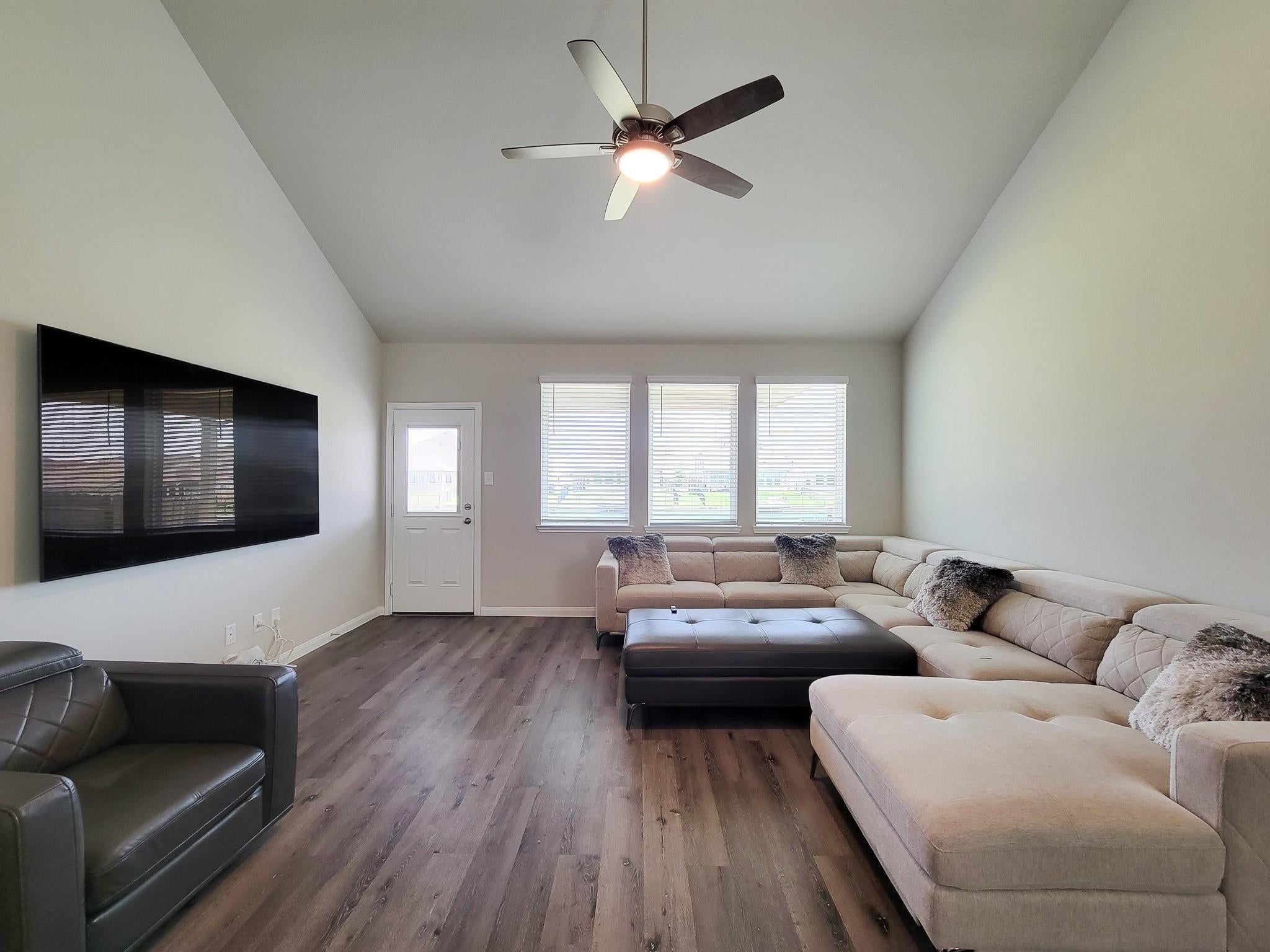 24822 Adami Veduta Court