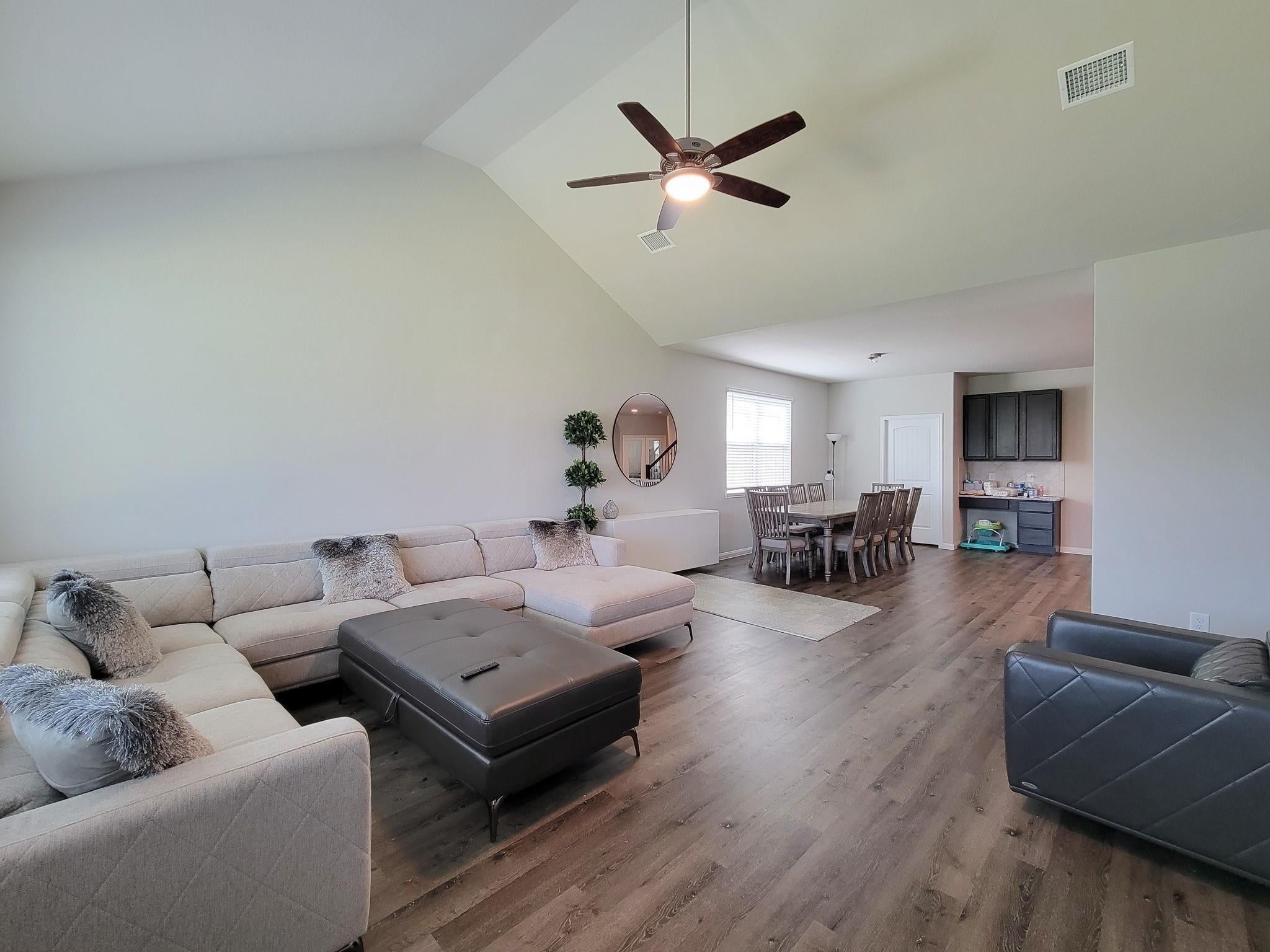 24822 Adami Veduta Court