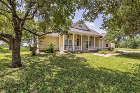 Photo of 1075 Harrisburg Road, Brenham, TX 77833 (MLS # 2567190)