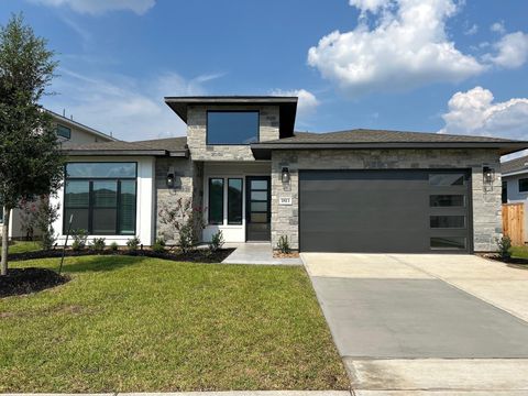 Photo of 1813 Drover Lane, Rosenberg, TX 77471 (MLS # 73174163)