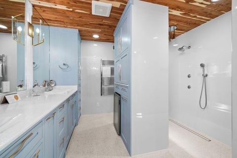 Photo of 1011 Barkdull Street, Houston, TX 77006 (MLS # 50689920)