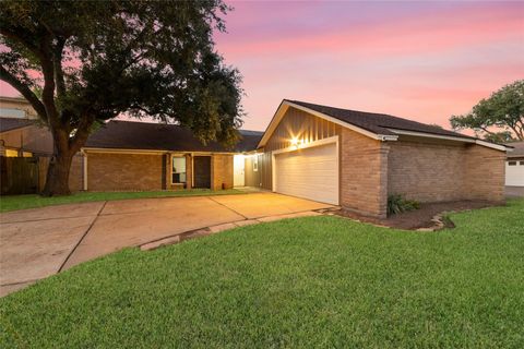 Photo of 15824 Boulder Oaks Drive, Houston, TX 77084 (MLS # 46746049)