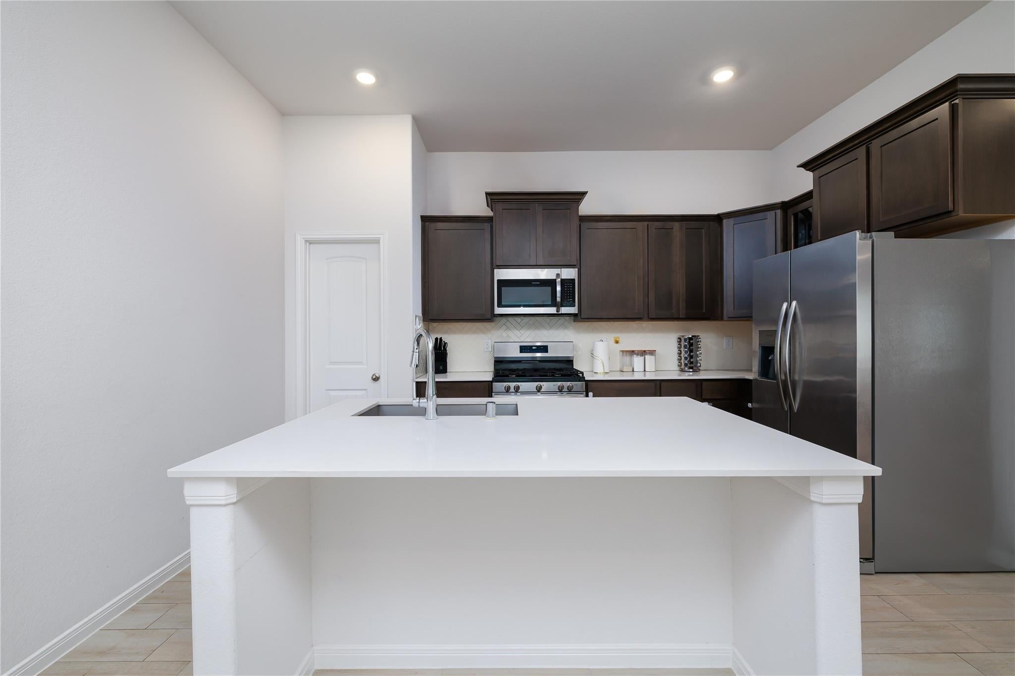 10112 Basil Beebalm Trail