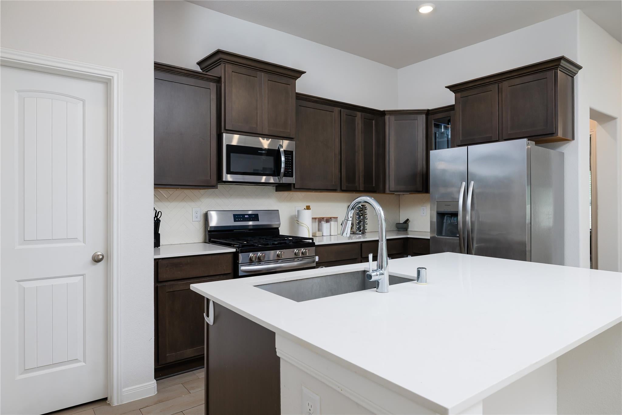 10112 Basil Beebalm Trail