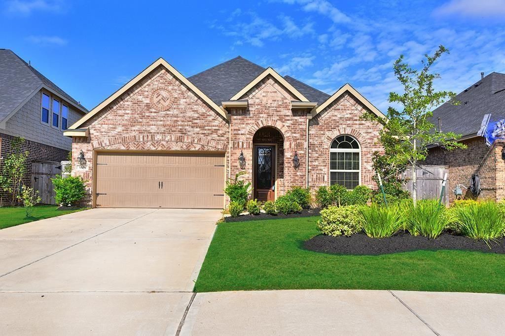 Photo of 5506 Little Creek Court, Fulshear, TX 77441 (MLS # 51018294)