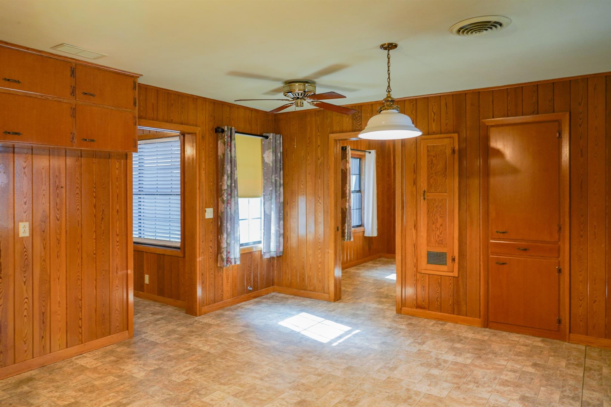 502 S Washington Street