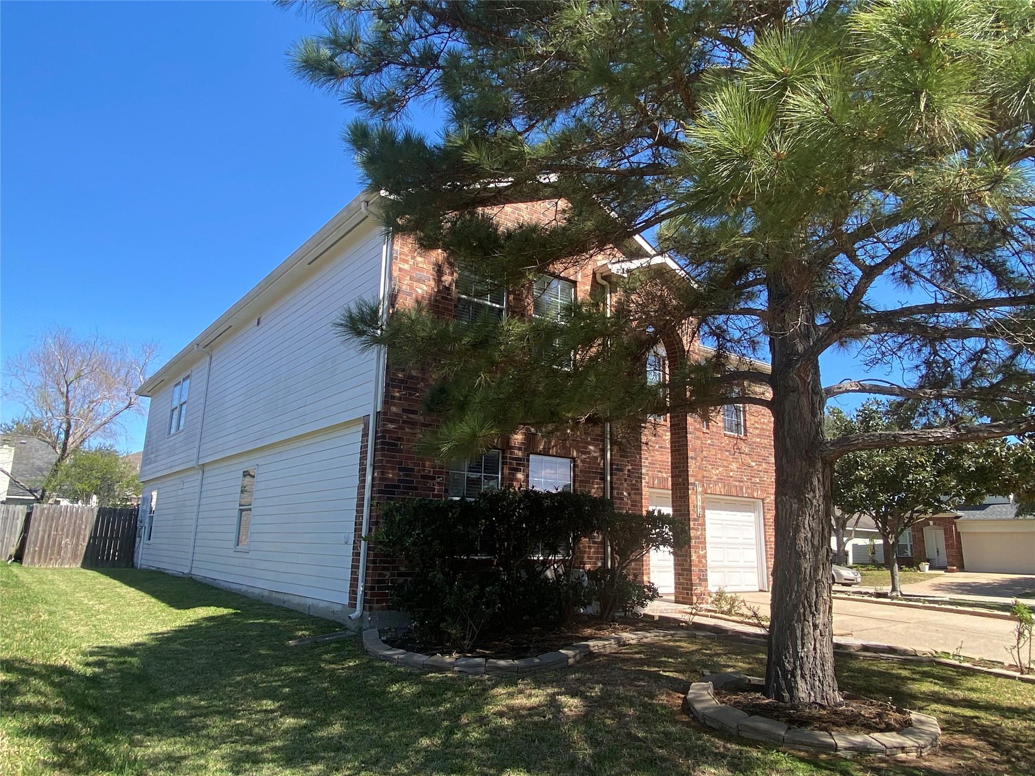 19102 Desert Moon Drive