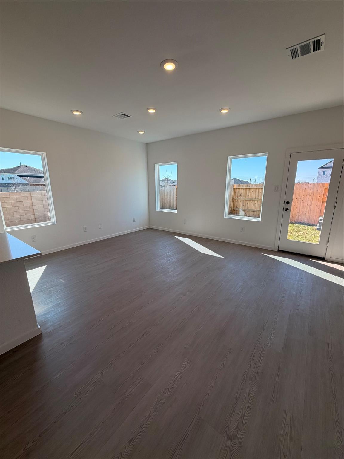 2176 Salinas Drive