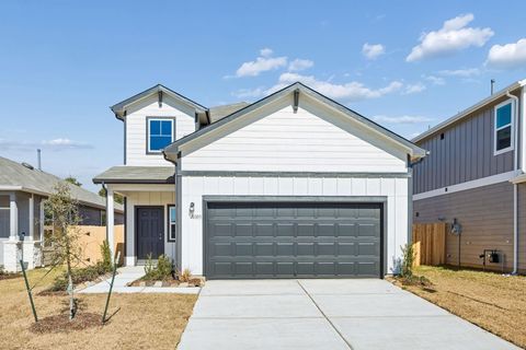 Homes For Sale - 26303 Arrowleaf Drive<br/> Magnolia, TX 77355