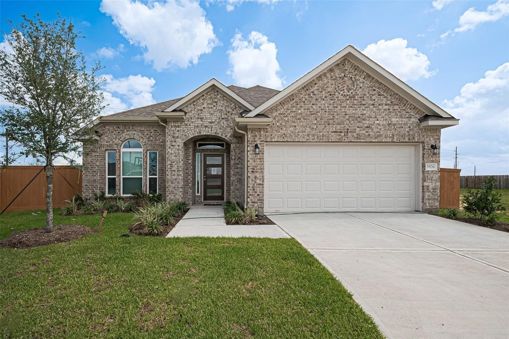 Photo of 3318 Rolling River Drive, Baytown, TX 77521 (MLS # 14924282)