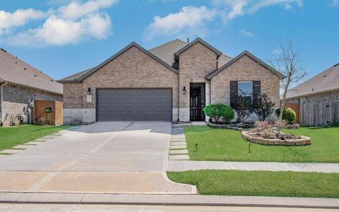 Photo of 14019 Autumn Creek Court, Conroe, TX 77384 (MLS # 35897677)
