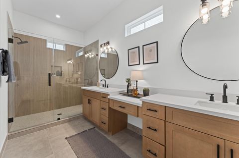 Photo of 3009 Jensen Springs Lane, Houston, TX 77026 (MLS # 71037621)