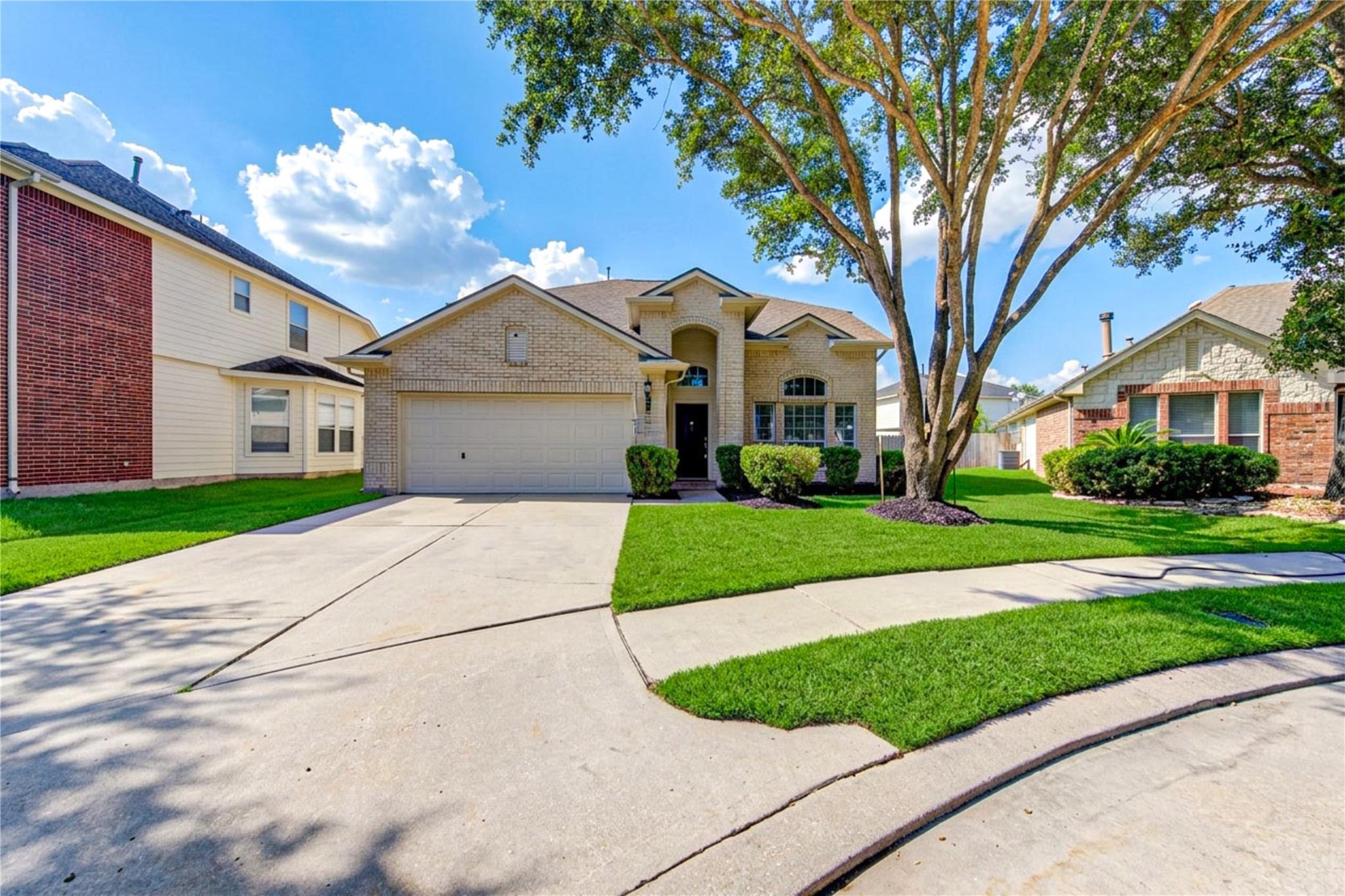 7419 Riven Oaks Court