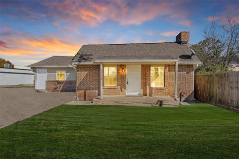 Photo of 15010 Beatty Drive, Houston, TX 77396 (MLS # 32224341)