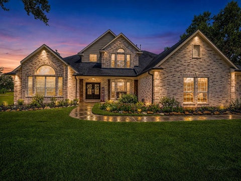 Homes For Sale - 4002 Wentworth Drive<br/> Fulshear, TX 77441