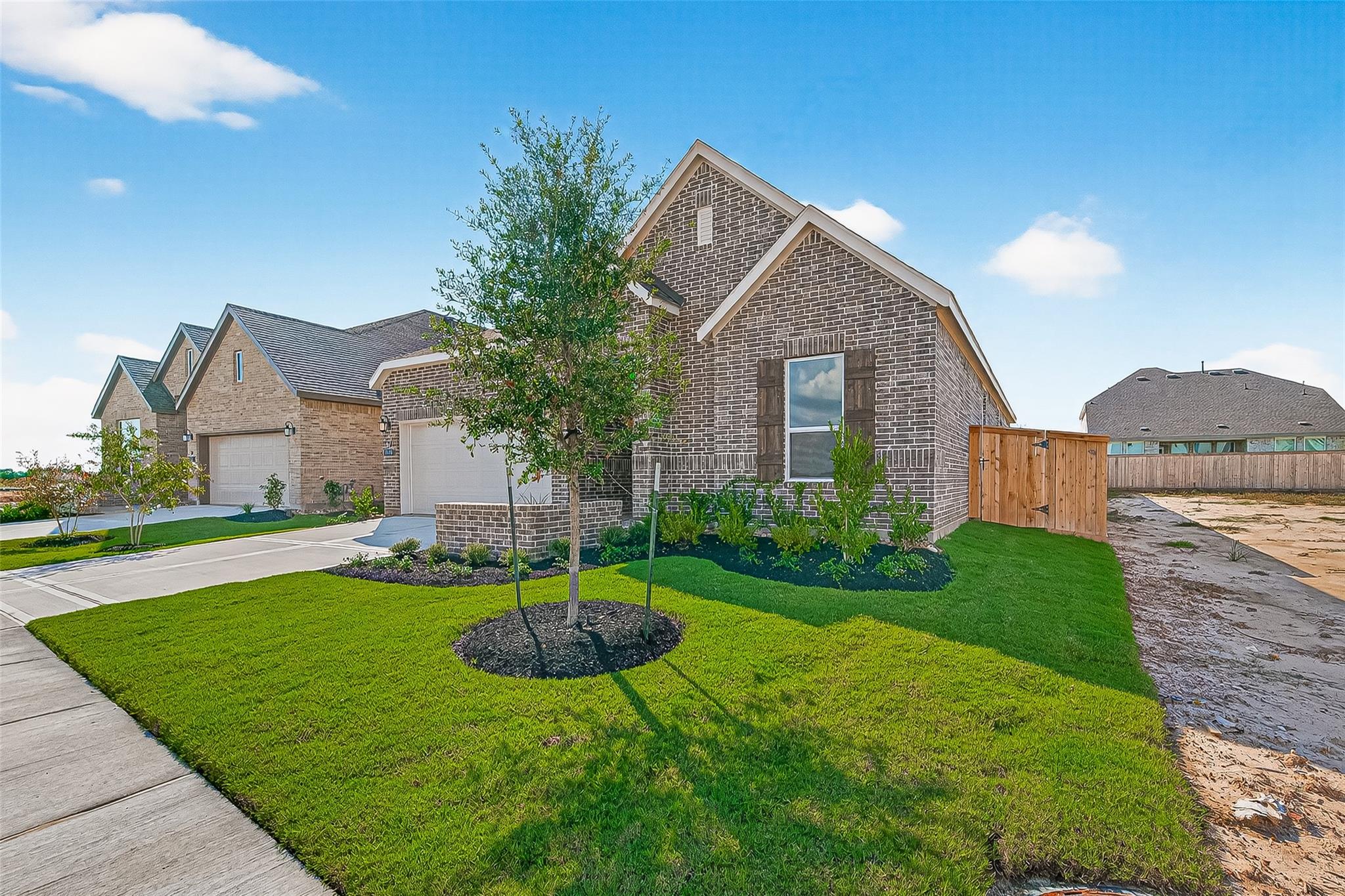 11119 Poplar Tree Dr