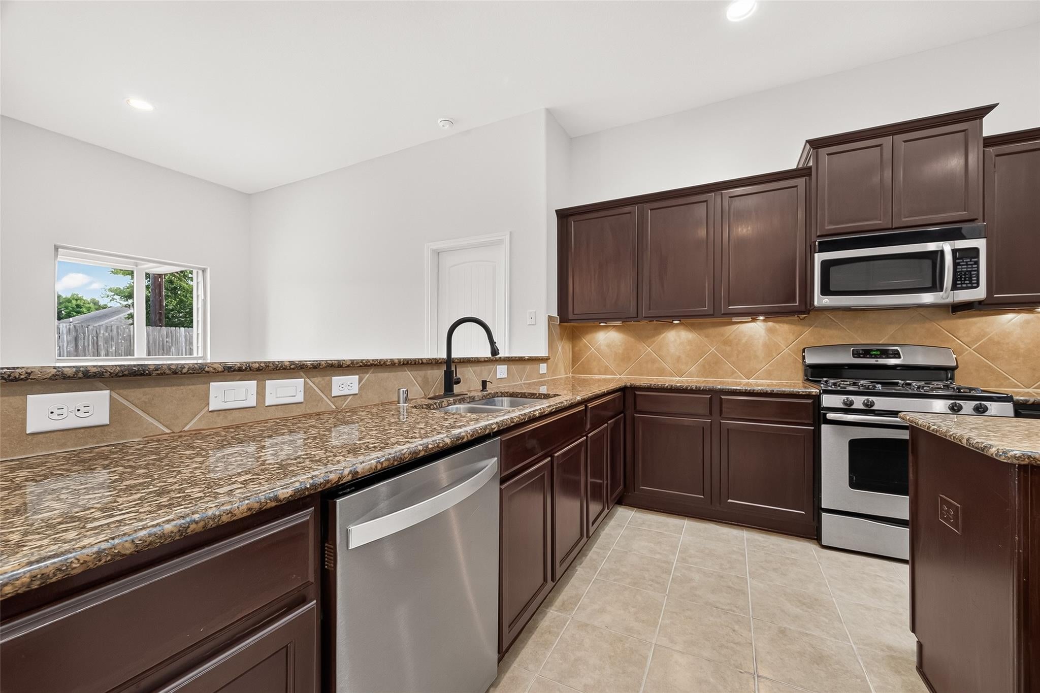 519 Glenwood Ridge Drive