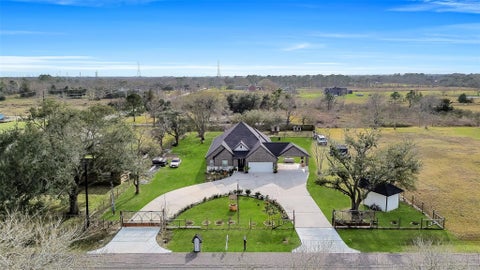 Homes For Sale - 5414 Huepers Street<br/> Alvin, TX 77511