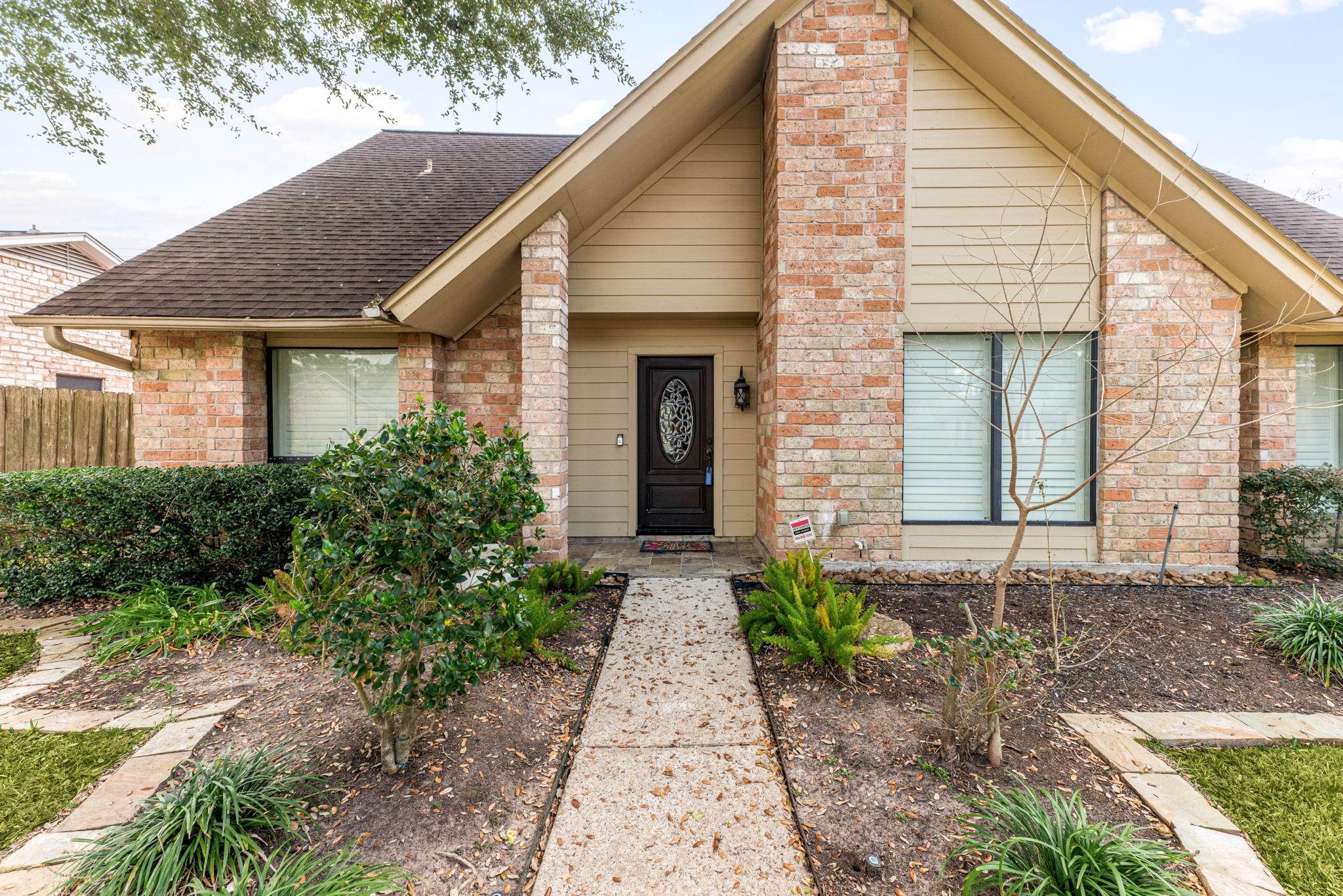 2731 Field Line Drive