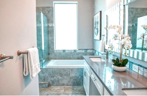 Tiny photo for 1005 Bingham Street #5, Houston, TX 77007 (MLS # 98541607)