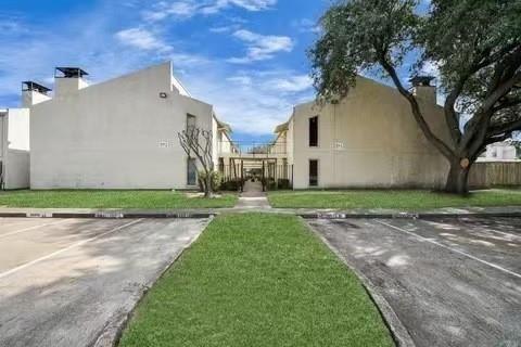 Photo of 10075 Westpark Drive #52, Houston, TX 77042 (MLS # 16026038)