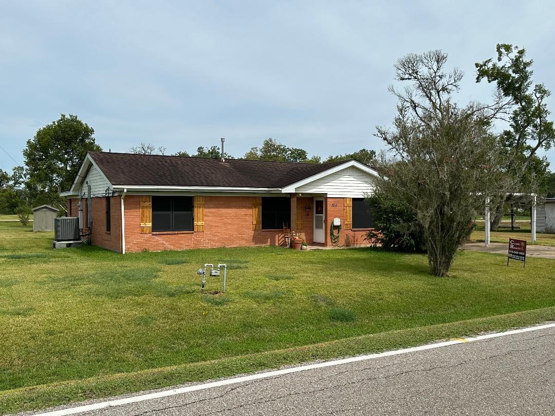 304 Edgewater Drive