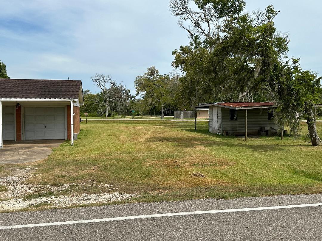 304 Edgewater Drive