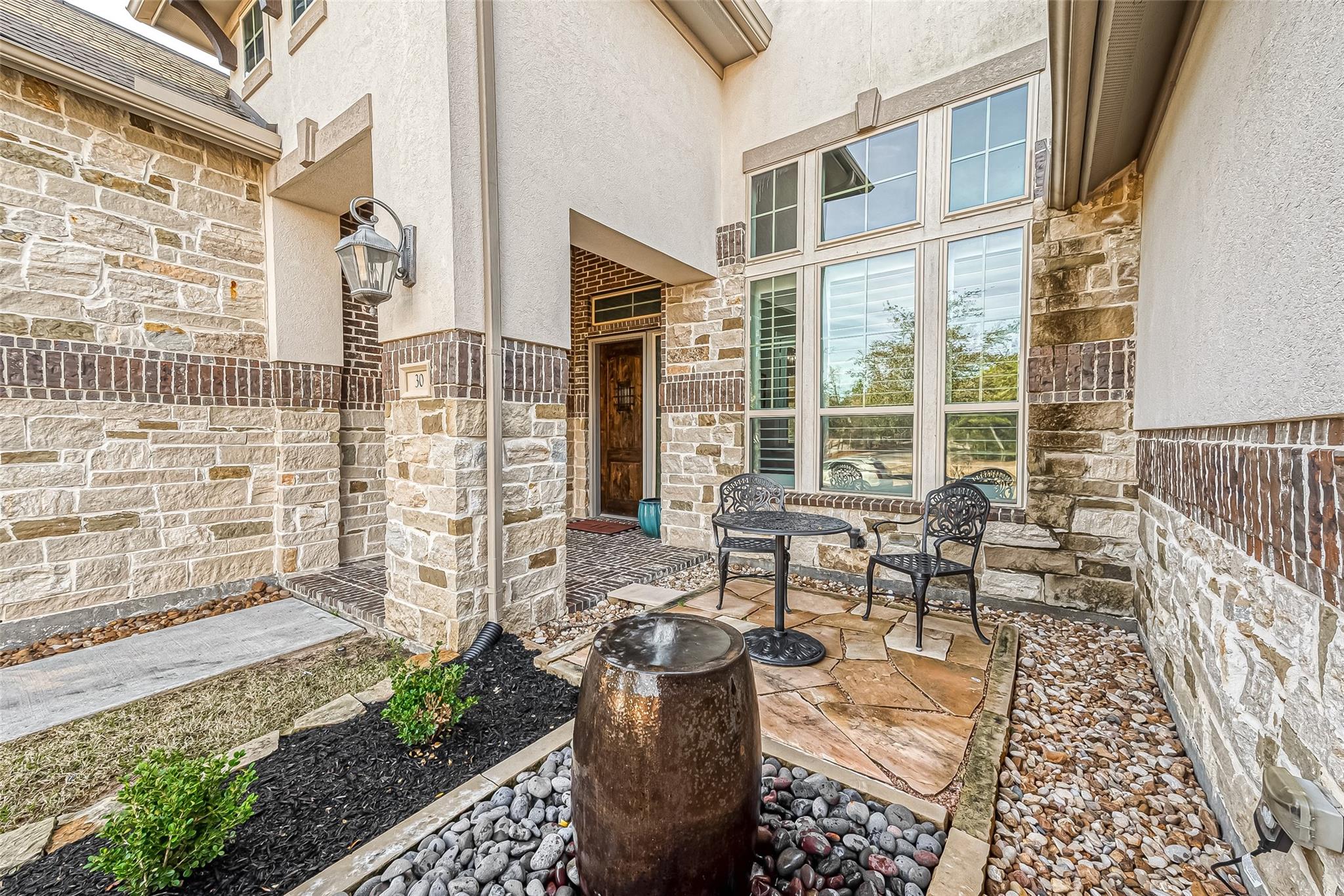 30 Argosy Bend Place