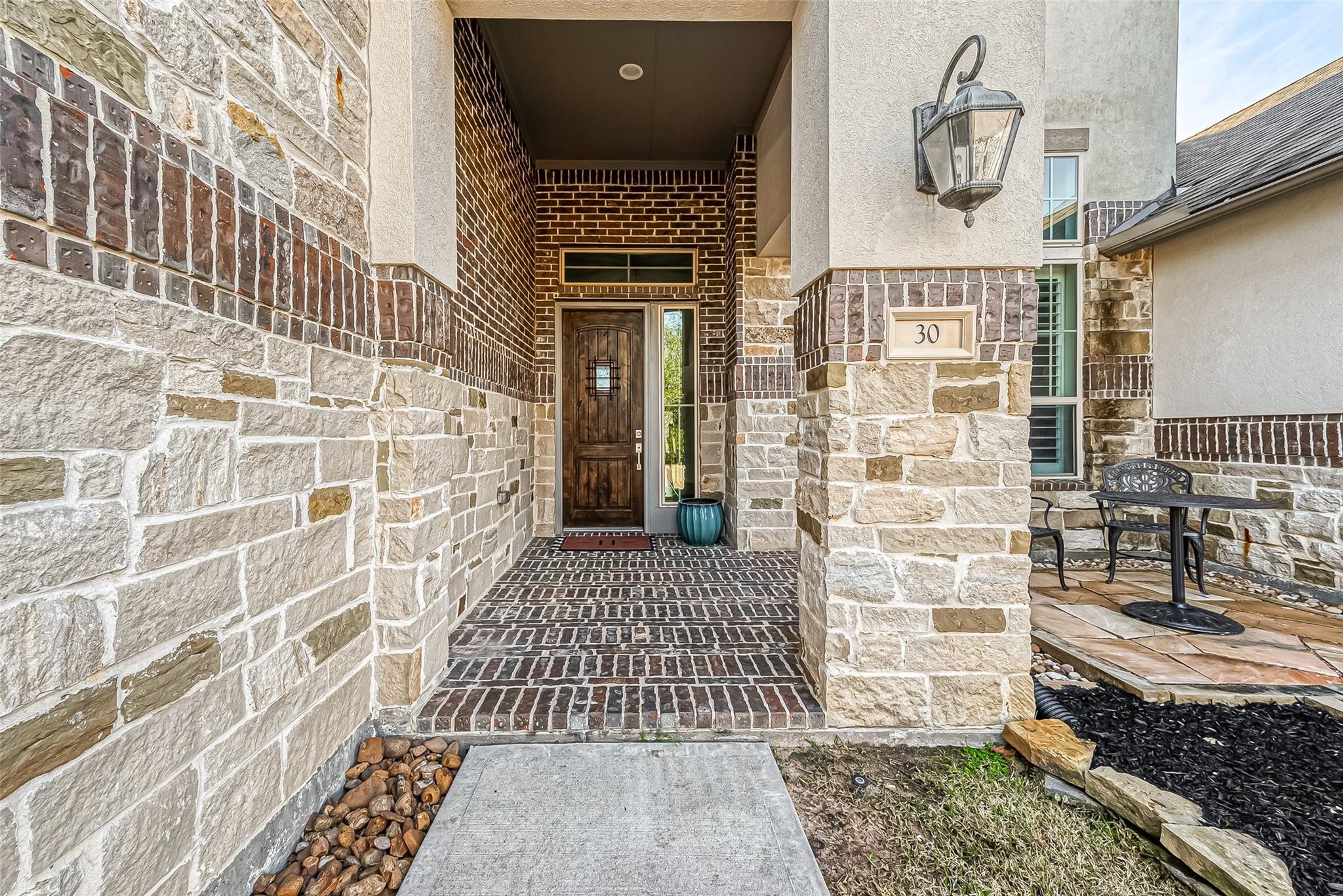 30 Argosy Bend Place