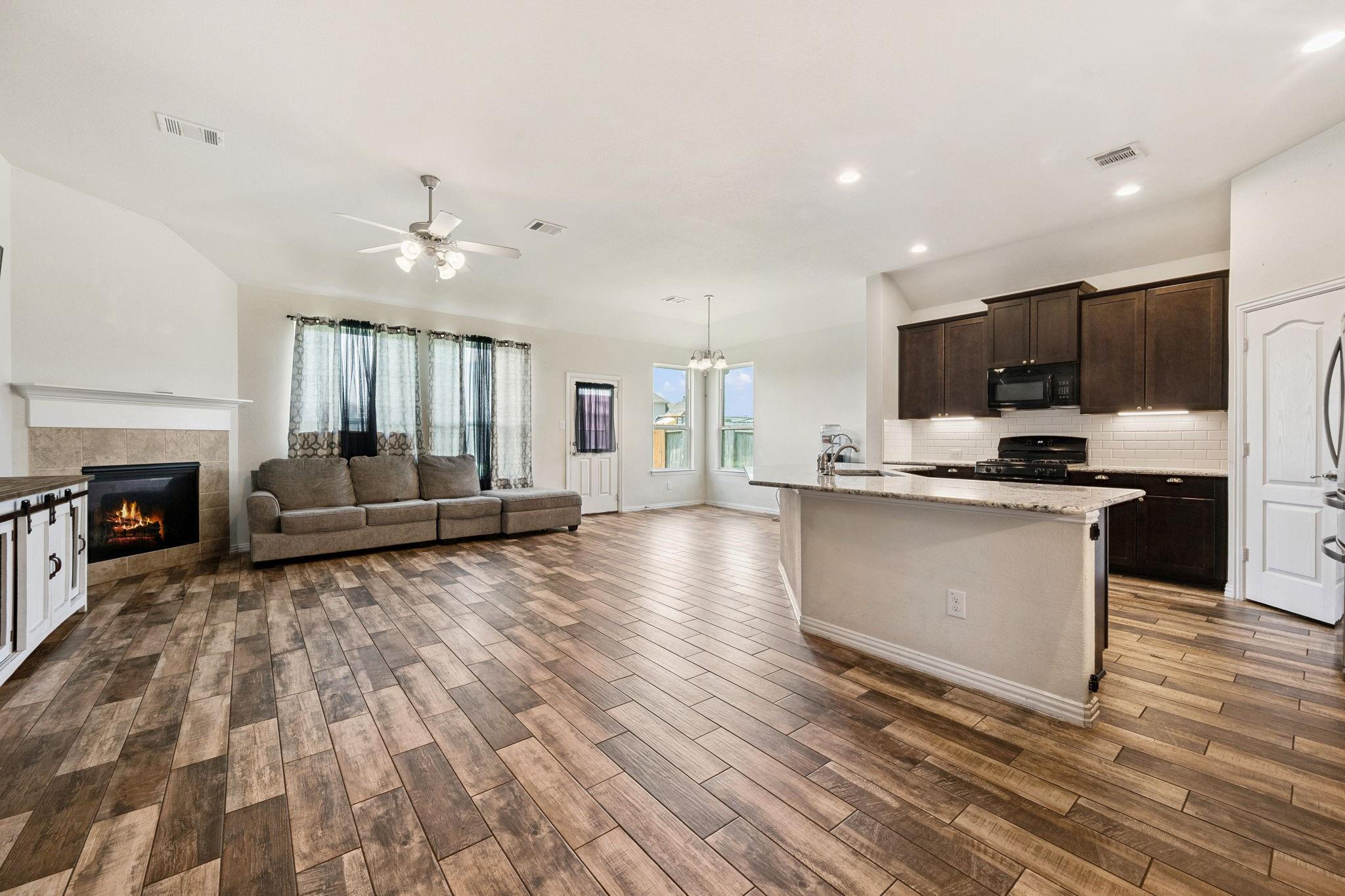 114 San Jacinto Drive