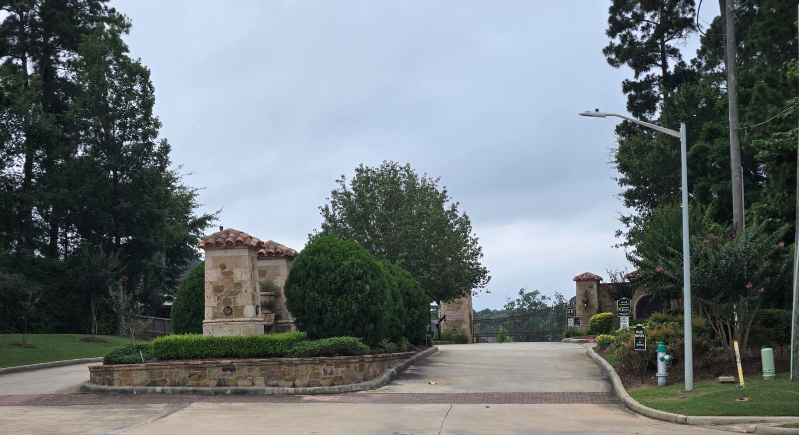 1713 Mission Oaks Court