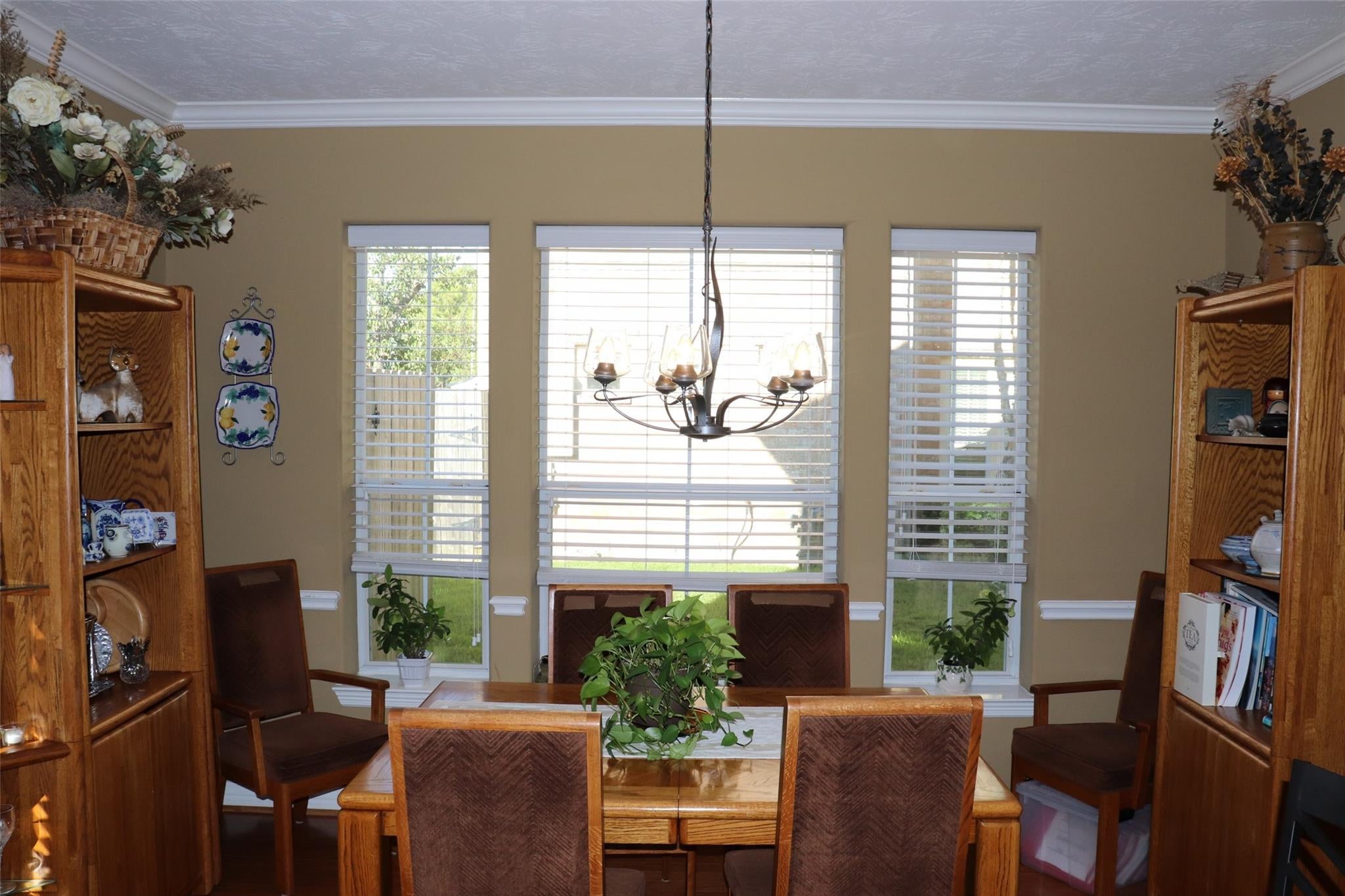 4010 Park Thicket