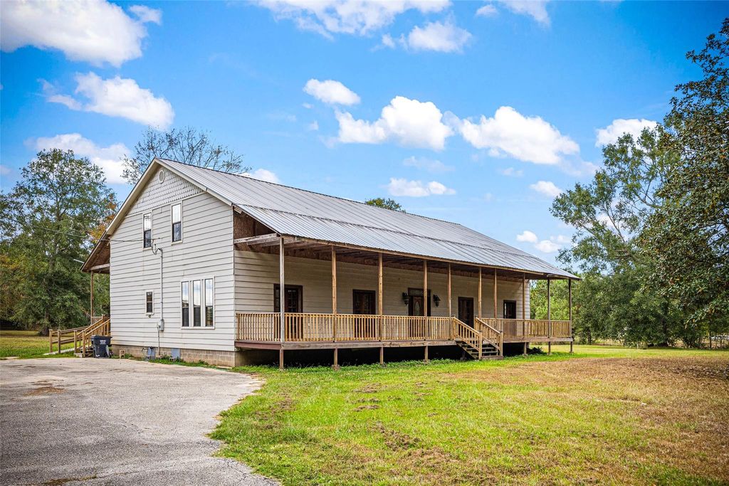 Photo of 7 Northwood Country Lane, Huffman, TX 77336 (MLS # 10414595)