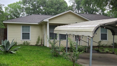 Photo of 10635 Royal Cavins Drive, Conroe, TX 77303 (MLS # 82287315)