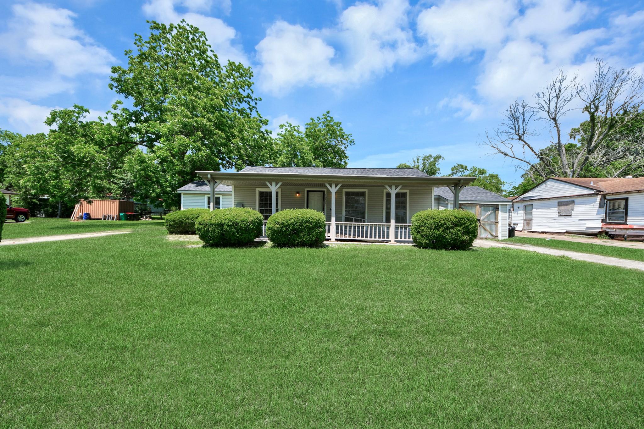 3603 Crosby Cedar Bayou Road