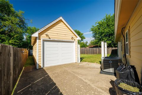 Tiny photo for 827 Bell Drive, Euless, TX 76039 (MLS # 33199596)