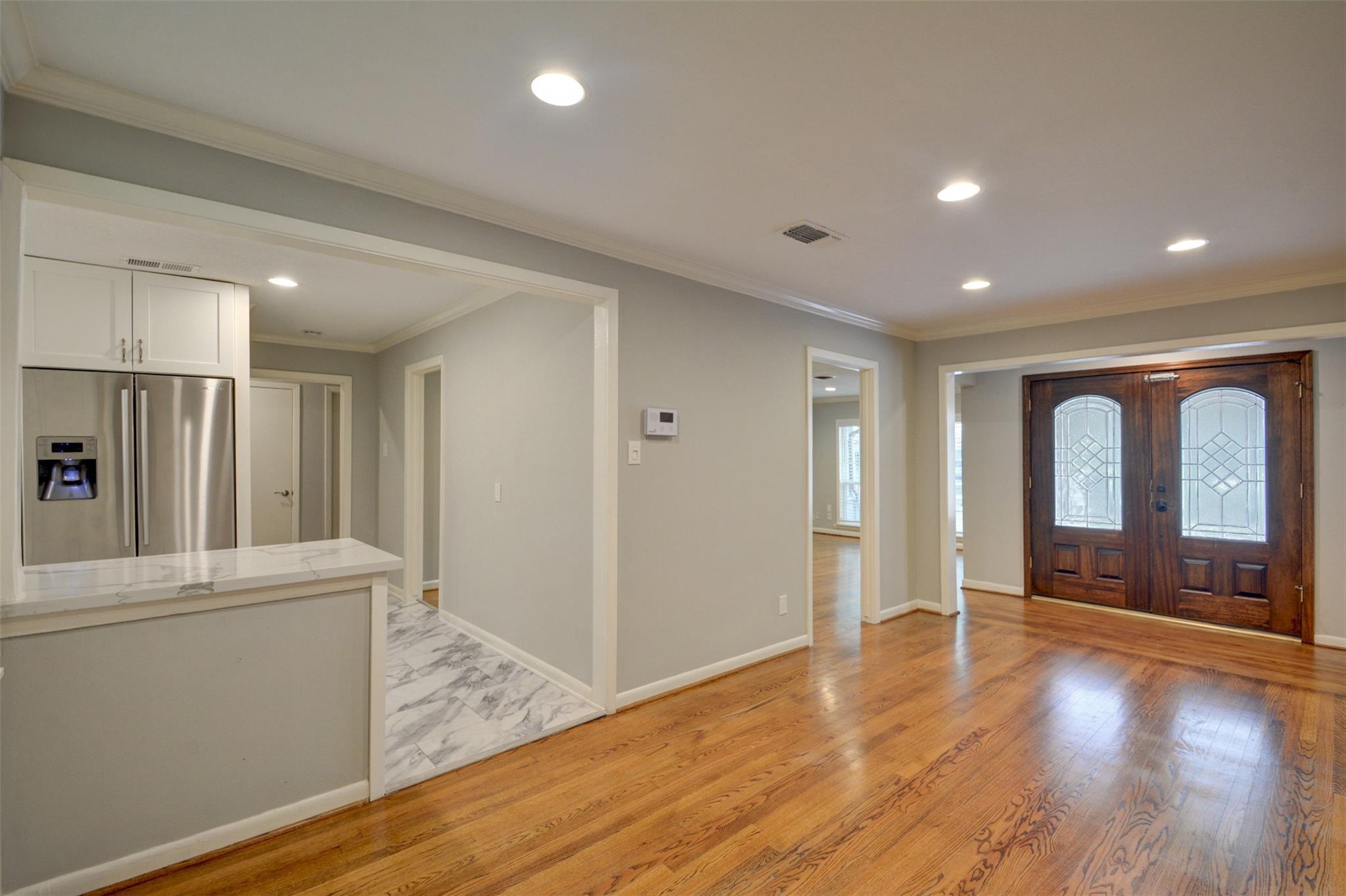 5604 Whitehaven Street