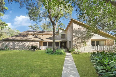 Photo of 7714 Rolling Fork Lane, Houston, TX 77040 (MLS # 28746743)
