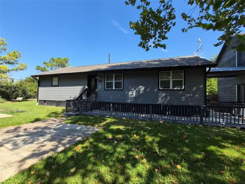 Photo of 12335 Roy Road, Brookside Village, TX 77581 (MLS # 8562799)
