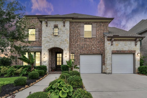 Tiny photo for 8803 Autumn Pine Drive, Missouri City, TX 77459 (MLS # 84136075)